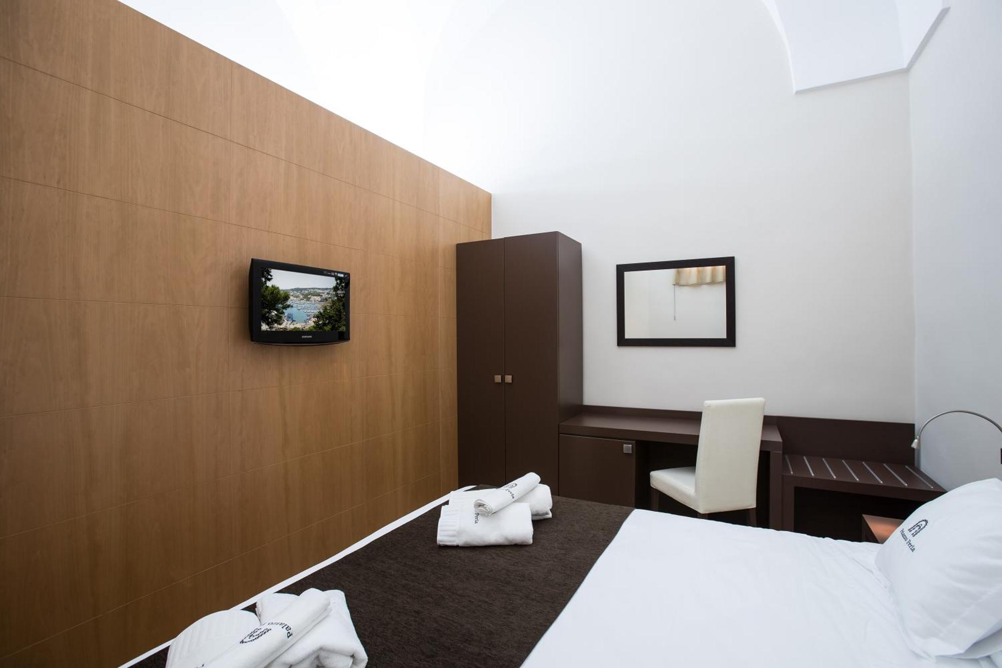 Bed and Breakfast Palazzo Perla Gallipoli Exterior foto